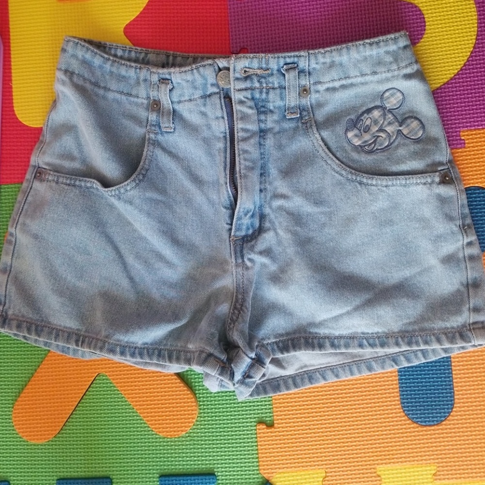 Vingage High Waisted Shorts